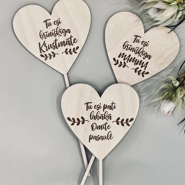 Koka izgriezuma dekors