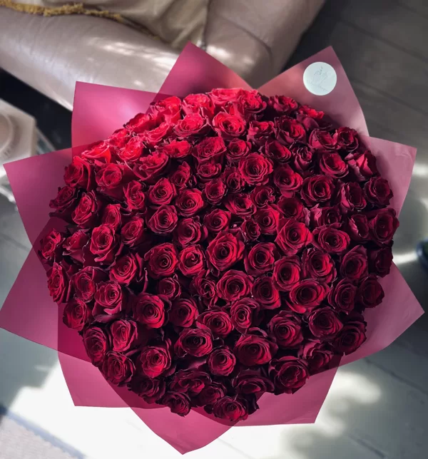 101 sarkana roze